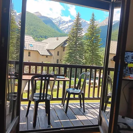 Apartment Cosy With Balcony